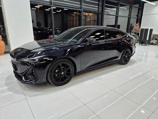 2024 Changan Uni-V Limited - GCC Specs - Brand New
