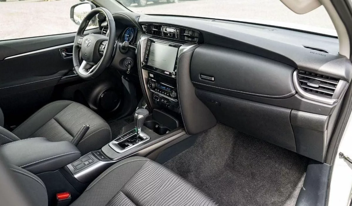 Toyota Fortuner EXR FORTUNER 2.4L DIESEL 2025-9-0
