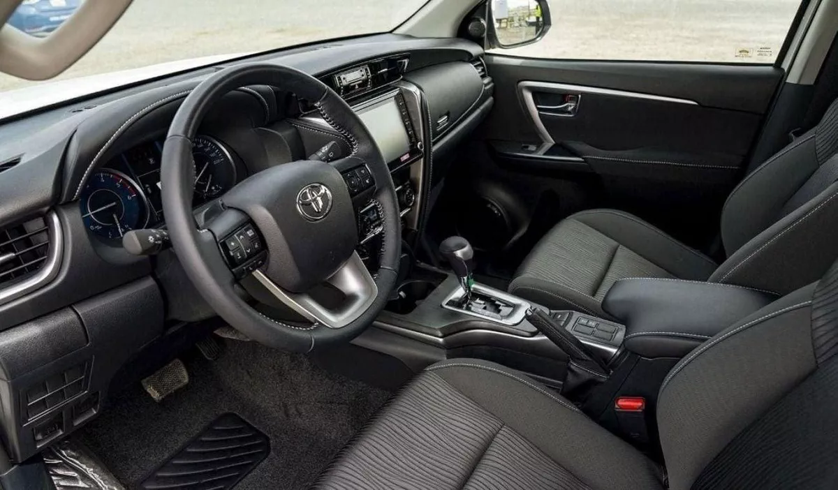 Toyota Fortuner EXR FORTUNER 2.4L DIESEL 2025-10-0