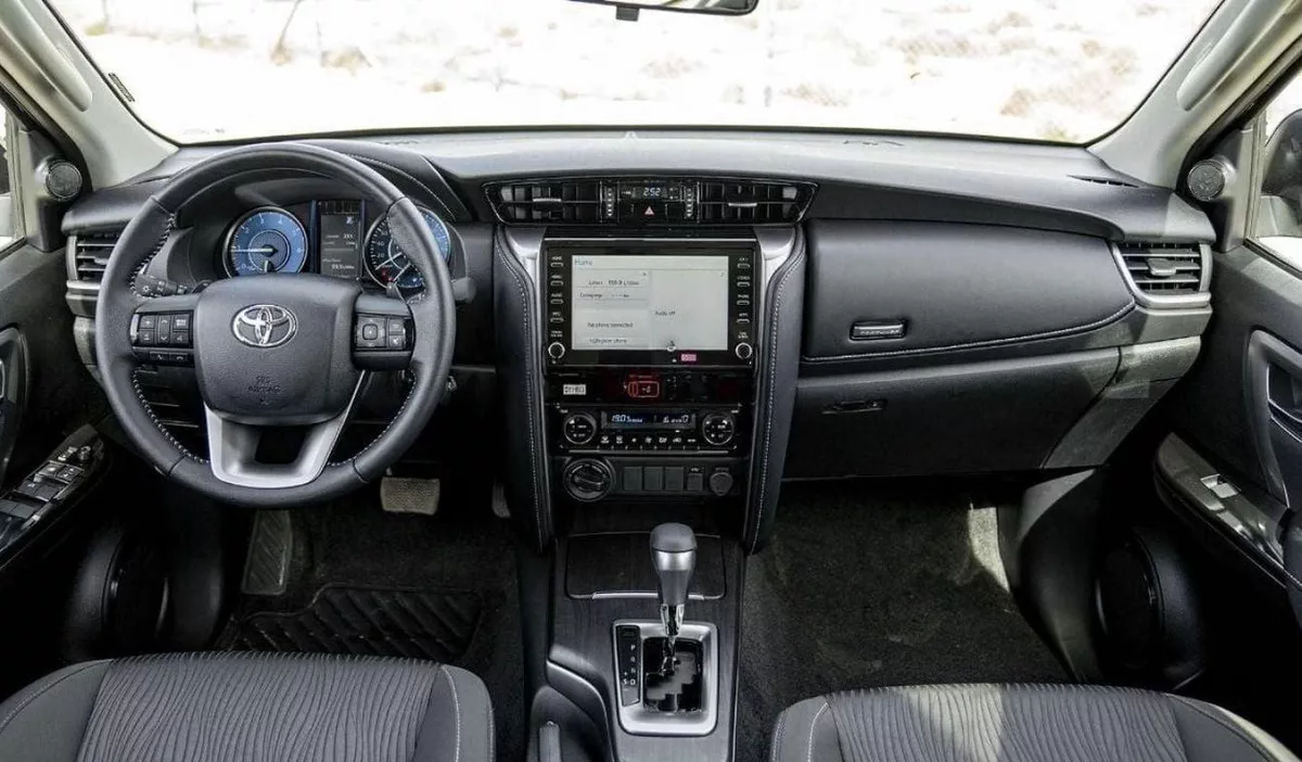 Toyota Fortuner EXR FORTUNER 2.4L DIESEL 2025-7-0