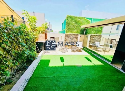 Spacious three bedroom townhouse bigger layout is available for rent in Nasma for 100,000 AED-14