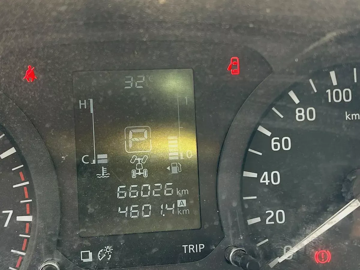 2020 Nissan Navara | 4X4 | Full Automatic | Low mileage | GCC | Clean | Ref#1158-12-12