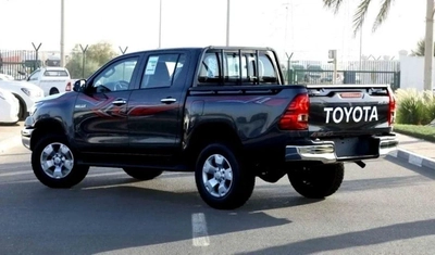 Toyota Hilux SGLX Toyota Hilux AT 2.4L Mid AT DIESEL-4