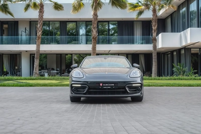 6,071 P.M |  Panamera Platinum | 0% Downpayment | Full Porsche History!-3