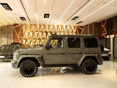 BRABUS G 800 Widestar - Mercedes-AMG G 63 2025 Brabus G800 – Nardo Gray | Full Carbon | Luxury Performance SUV-3