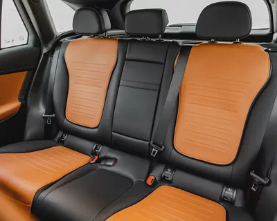 MERCEDES GLC200 SUV - AMG KIT - 2025 - GCC - GARGASH WARRANTY AND SERVICE CONTRACT-15