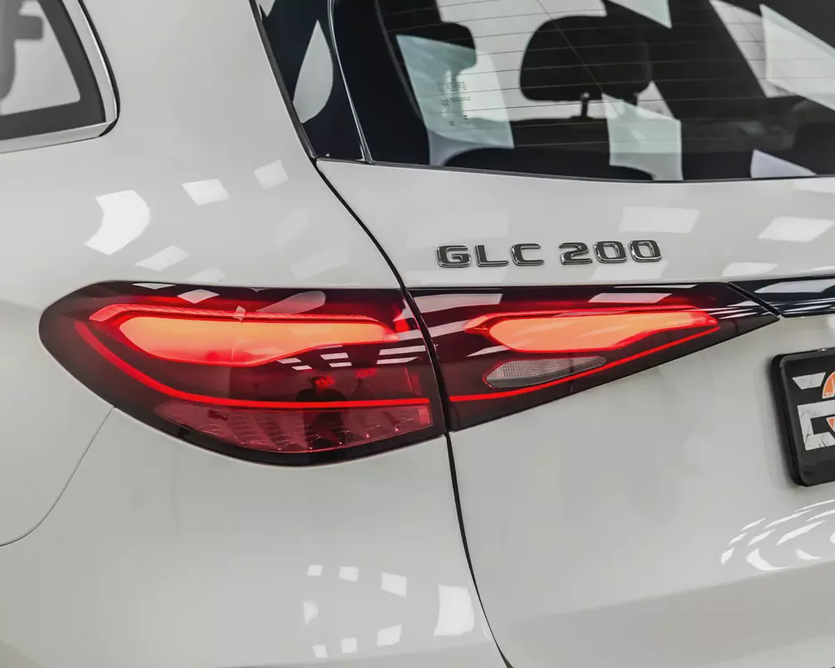 MERCEDES GLC200 SUV - AMG KIT - 2025 - GCC - GARGASH WARRANTY AND SERVICE CONTRACT-4-4