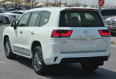 Toyota Land Cruiser GXR V6 4.0L Model 2014 Upgrade to New Face-lift 2024 Full Options-4