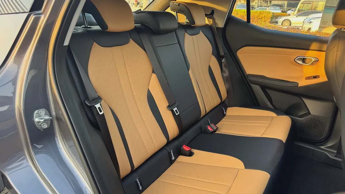 2027 GAC GS3 EMZOOM GB 1.5T GCC 0KM With 5 Years Or 150K Km Warranty At Official Dealer-16-16