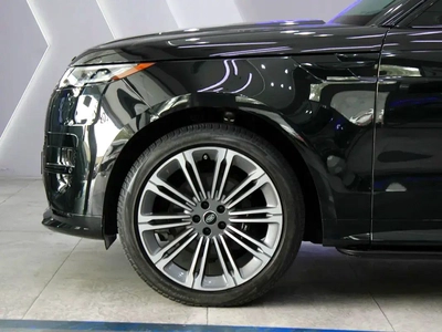 Land Rover Range Rover Sport 2024 for 380,000.00 AED-16