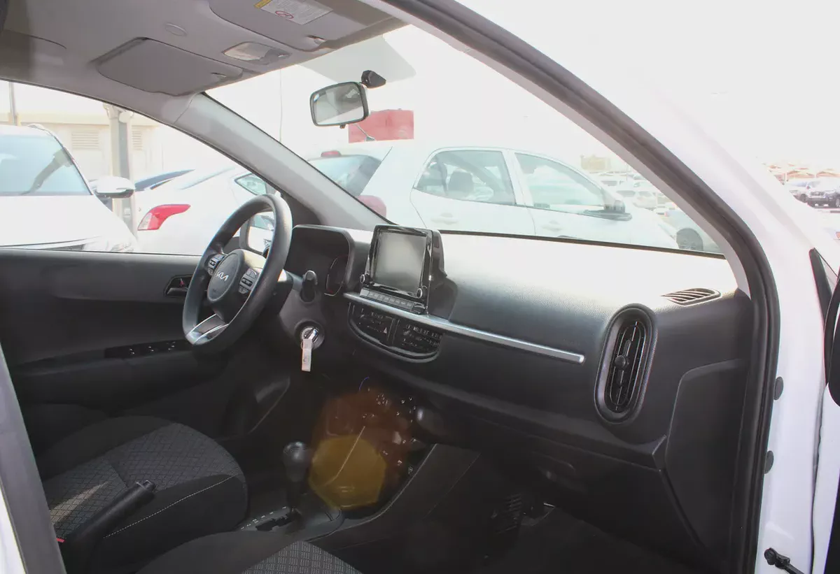 Kia Picanto LX 2023 | GCC Specs | Pristine Condition-9-9