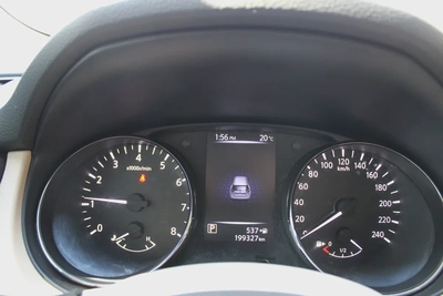 Nissan X-Trail 2018 GCC 7 seater-10