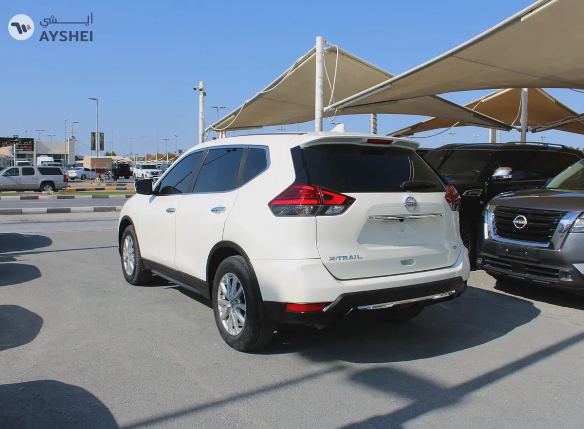 Nissan X-Trail 2018 GCC 7 seater-3-3