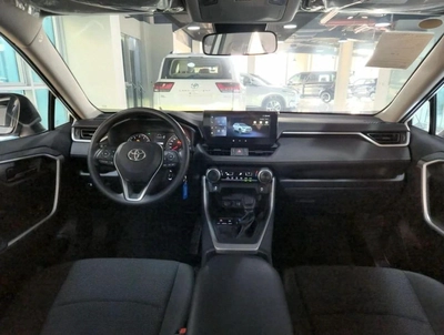 Toyota RAV4 2.0L (2WD) EX-5