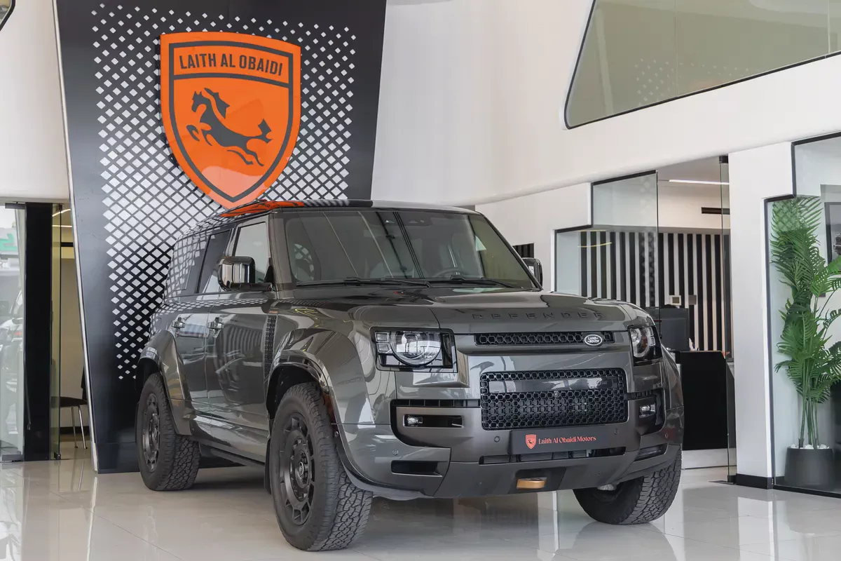 Land Rover Defender OCTA | 2025 | GCC Specs | V8