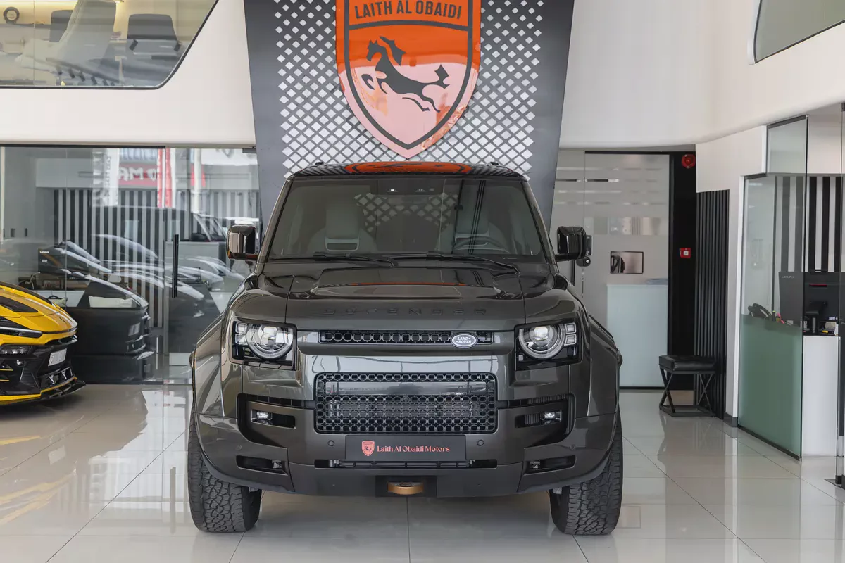 Land Rover Defender OCTA | 2025 | GCC Specs | V8-1-1