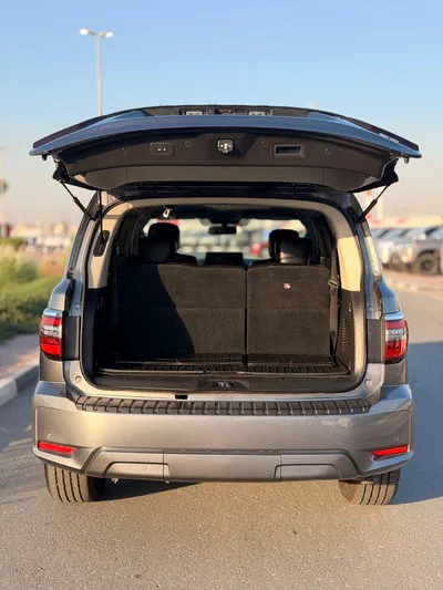 Nissan Armada SL Full option/ sunroof, 360 cameras 2021-20