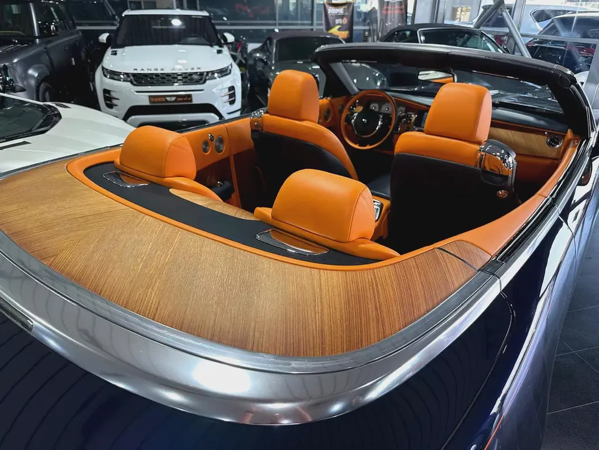 ROLLS-ROYCE DAWN PERFECT COMBINATION COLOR GCC PPF 10-YEAR WARRANTY FULL SERVICE HISTORY NO ACCIDENT-7-7