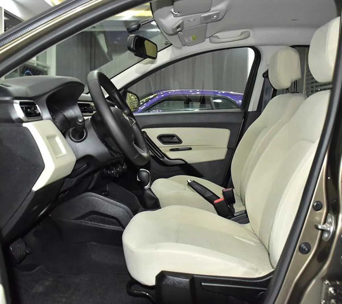 Renault Duster ( 2020 Model ) in Brown Color GCC Specs-10-10
