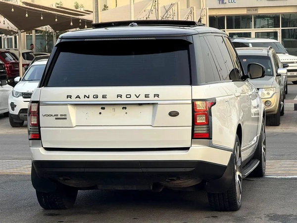 رينچ روڤر فوچ SUPERCHARGED موديل 2014 خليجى بانوراما فل اوبشم صبغ الوكاله