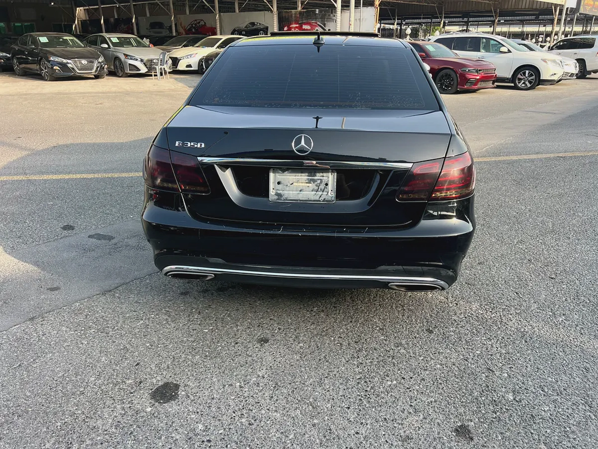 Mercedes-Benz E-Class E 350 2016 - Well Maintained - Luxury Sedan-6-6