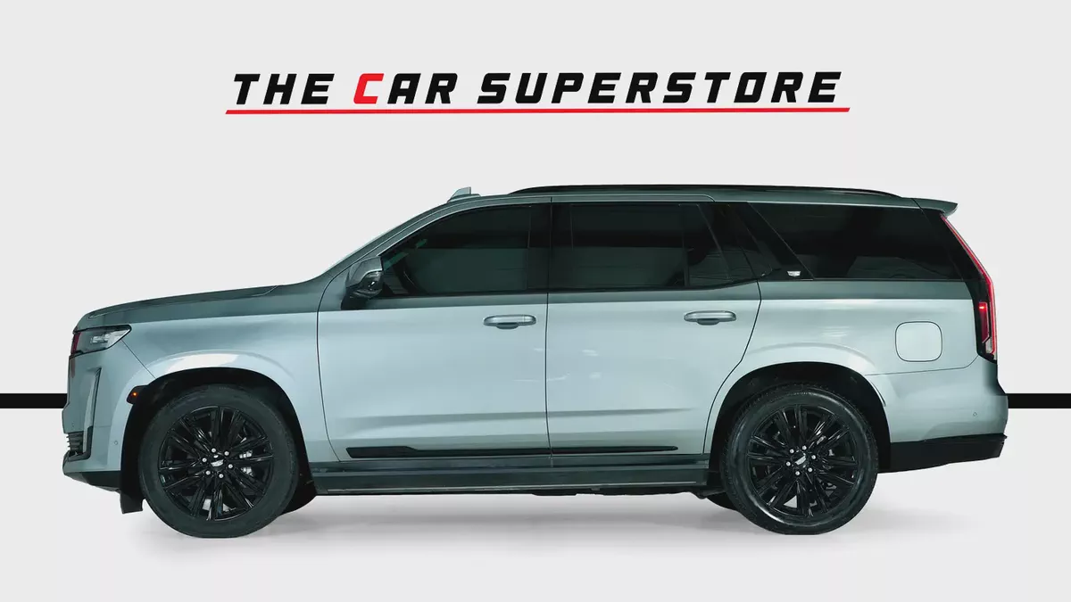 Cadillac Escalade 600 Sport-GCC-7 Seats-Full Service History With Dealer-Black Pack-Captain Seats-4-4