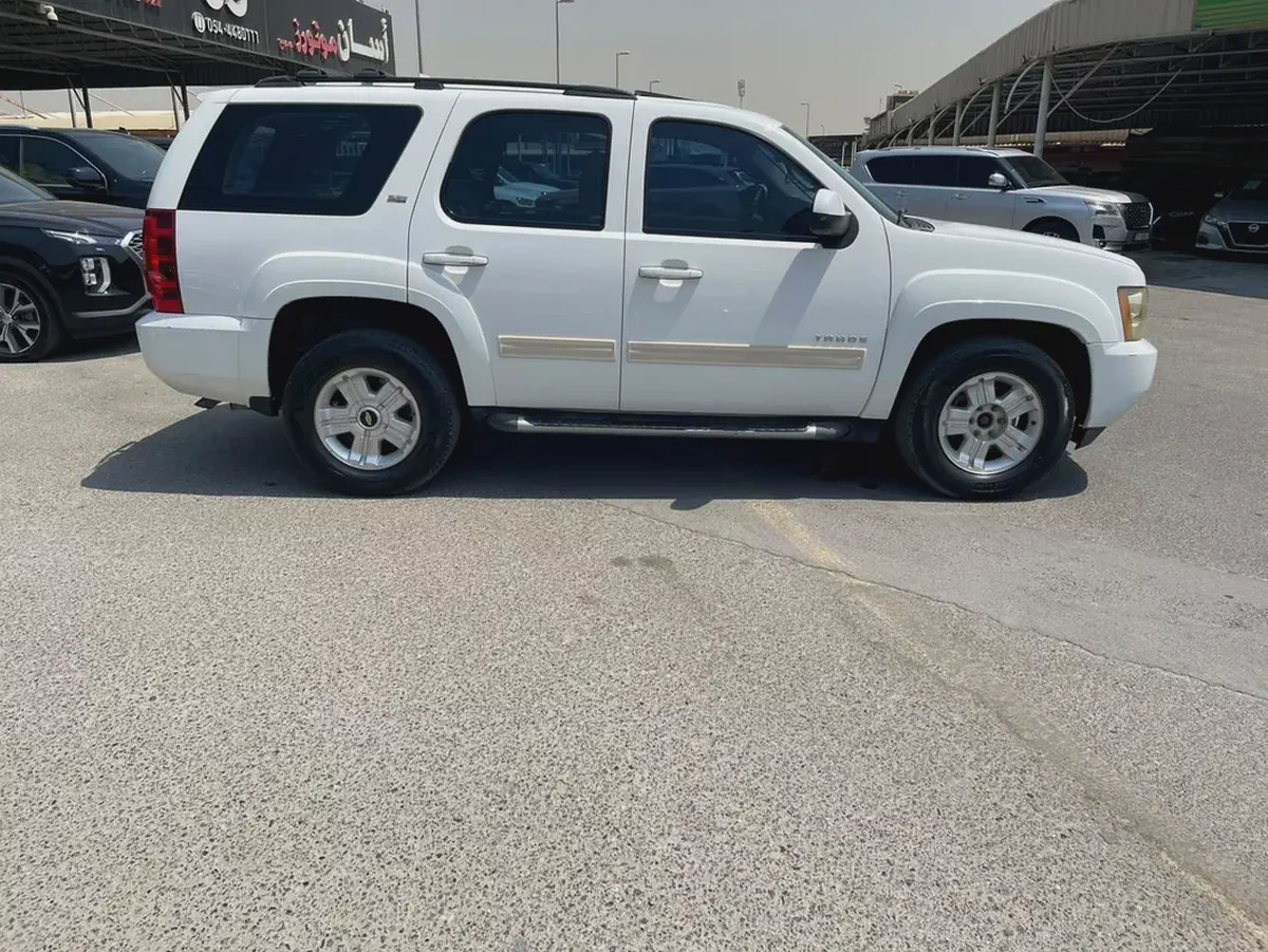 Chevrolet Tahoe Z71 2012 GCC Specs - Excellent Condition-4-4