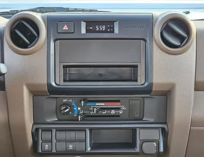Toyota Land Cruiser 70 LC71 HARDTOP 3DOOR || 4.0L PETROL V6 M/T 4WD | DIFF LOCK | WINCH | OVER FENDER (CODE # X71MM)-13