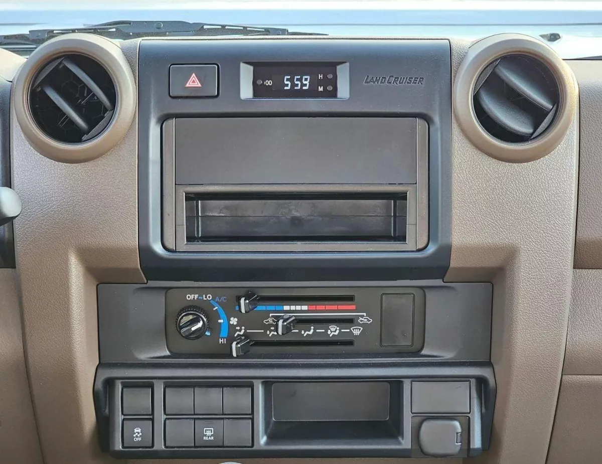 Toyota Land Cruiser 70 LC71 HARDTOP 3DOOR || 4.0L PETROL V6 M/T 4WD | DIFF LOCK | WINCH | OVER FENDER (CODE # X71MM)-13-0