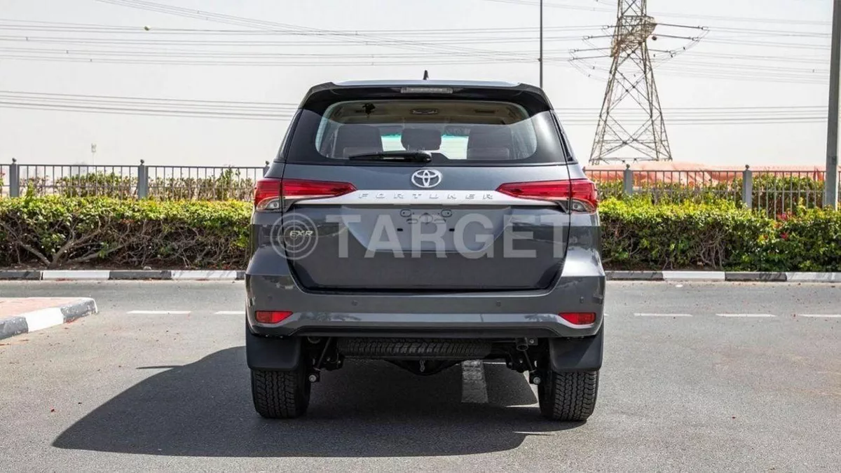 Toyota Fortuner EXR FORTUNER 2.7L 4WD-6-0