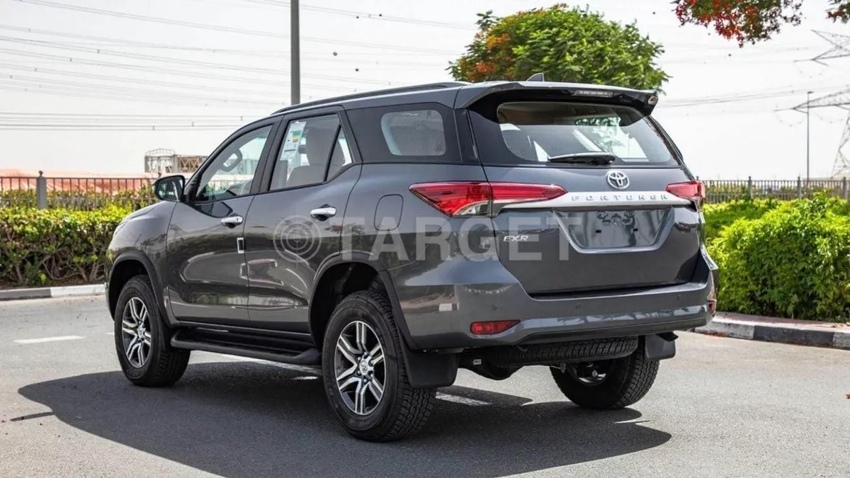 Toyota Fortuner EXR FORTUNER 2.7L 4WD-7-0