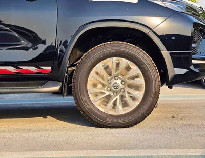 Toyota Fortuner VXR SR5 ADVENTURE / 4.0L V6 PETROL / FRONT PWR SEATS / PUSH START / DIFF LOCK AUTO A/C (CODE # F6HA)-7