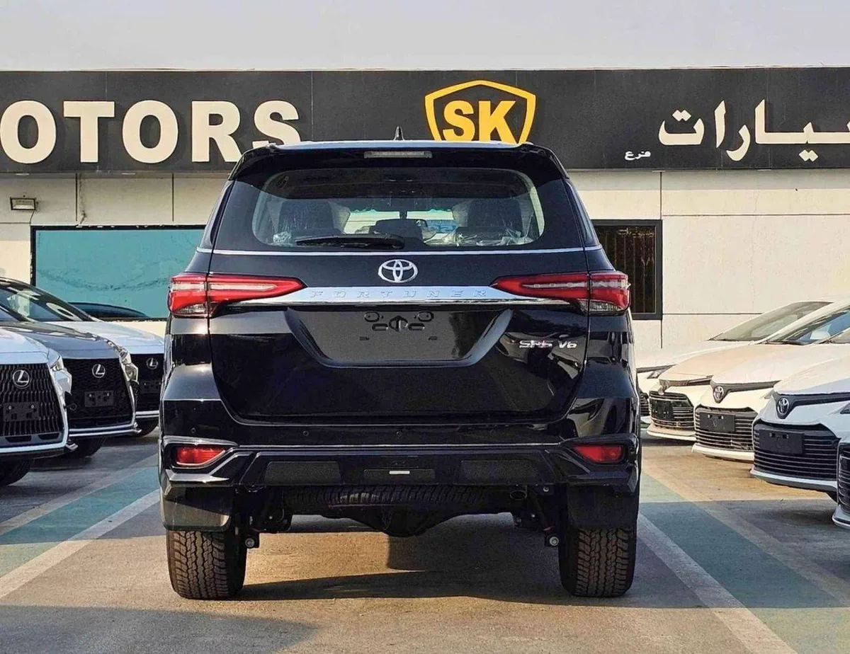 Toyota Fortuner VXR SR5 ADVENTURE / 4.0L V6 PETROL / FRONT PWR SEATS / PUSH START / DIFF LOCK AUTO A/C (CODE # F6HA)-4-0