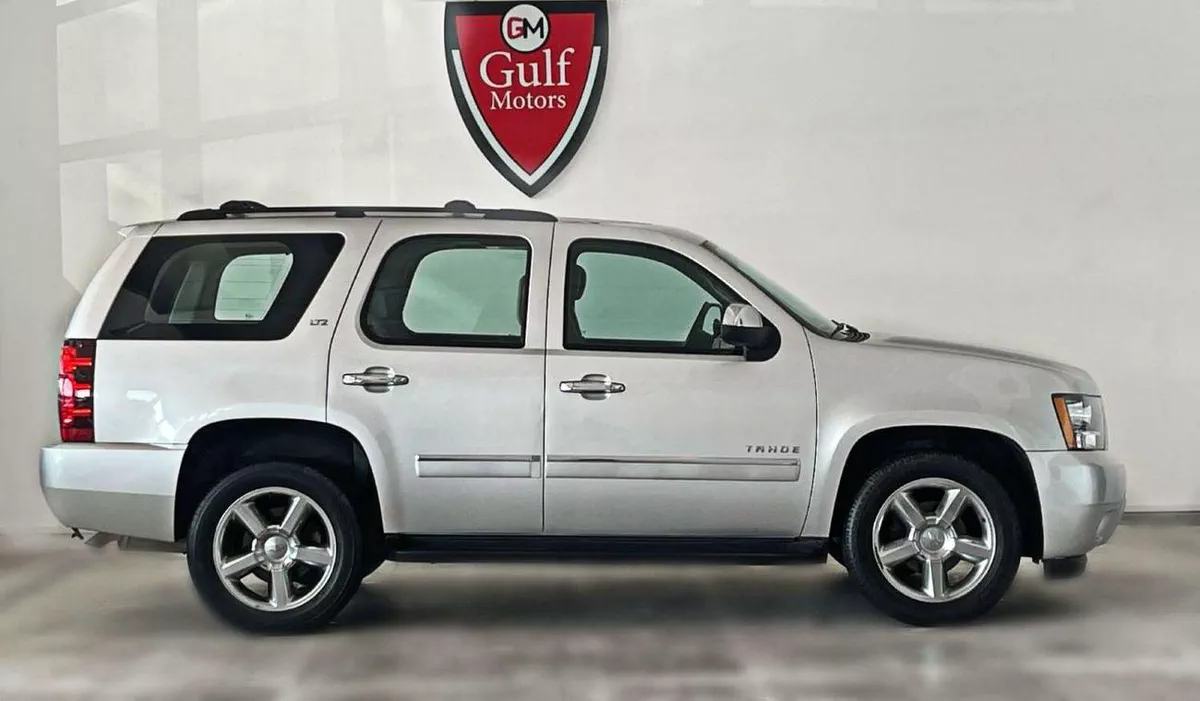 Chevrolet Tahoe LTZ 5.3L-8CYL - SUNROOF LEATHER SEATS EXCELLENT CONDITION-2-0