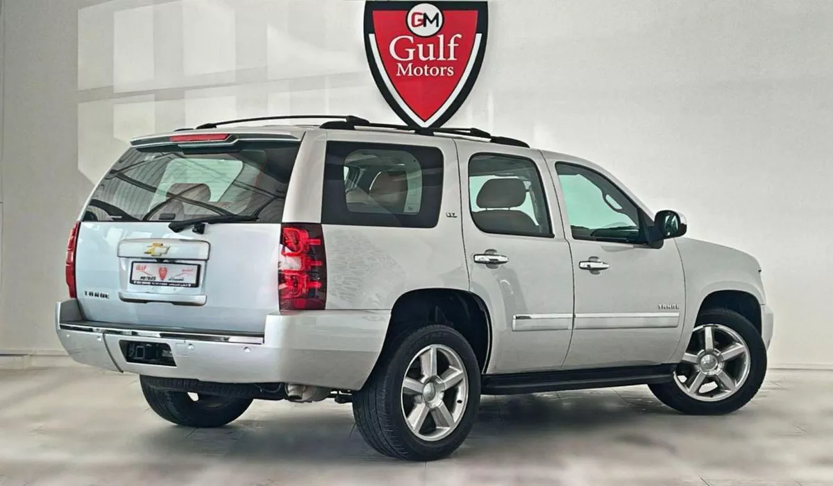 Chevrolet Tahoe LTZ 5.3L-8CYL - SUNROOF LEATHER SEATS EXCELLENT CONDITION-3-0