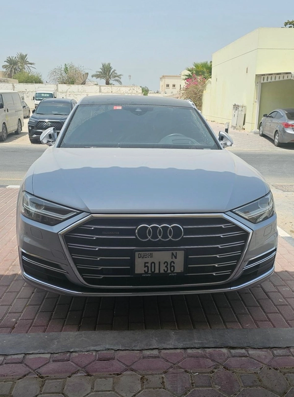 Audi A8 2018 full option only 78.000km well maintained no accidents gcc specification