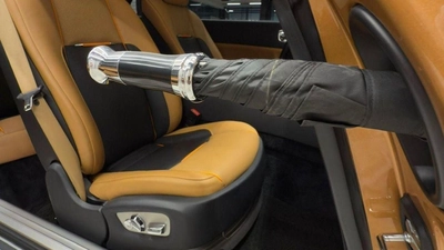 Rolls Royce Wraith Black Badge | GCC Specs | Impeccable Condition | Full Service History-13