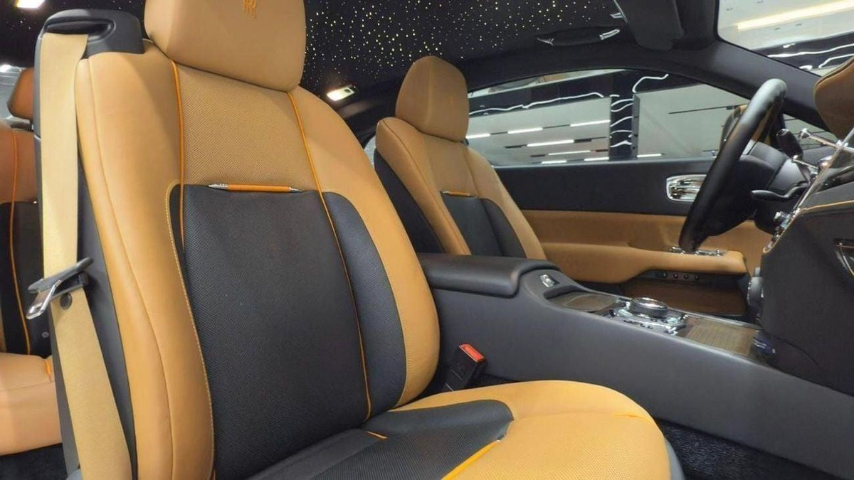 Rolls Royce Wraith Black Badge | GCC Specs | Impeccable Condition | Full Service History-16-16