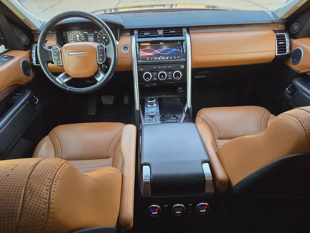 Land Rover Discovery HSE Si6 2018 - European Specs - GCC Stock-8-8