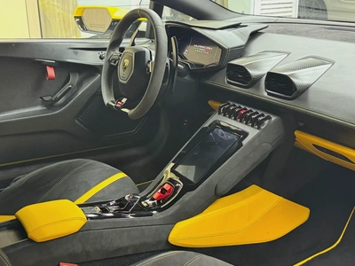 2023 Lamborghini Huracan Tecnica - GCC Specs - Like New-10
