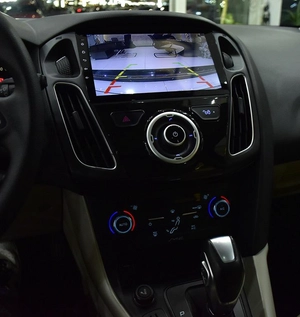 Ford Focus ( 2018 Model ) in Silver Color GCC Specs