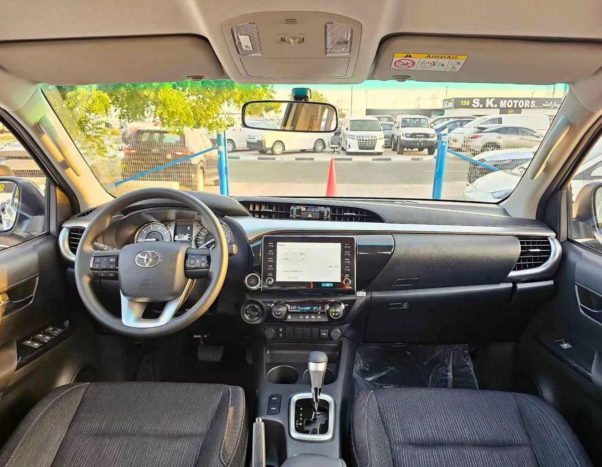 Toyota Hilux SGLX SR5 WIDE BODY / 2.4L DIESEL V4 A/T / PUSH START / REAR CAMERA / REAR CHROME BUMPER (CODE # HLD5-9-0