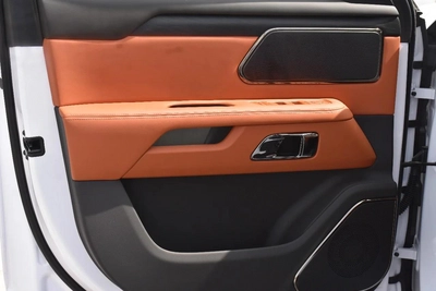 ROX 01 SEVEN SEATS PHEV 2025 | WHITE-4