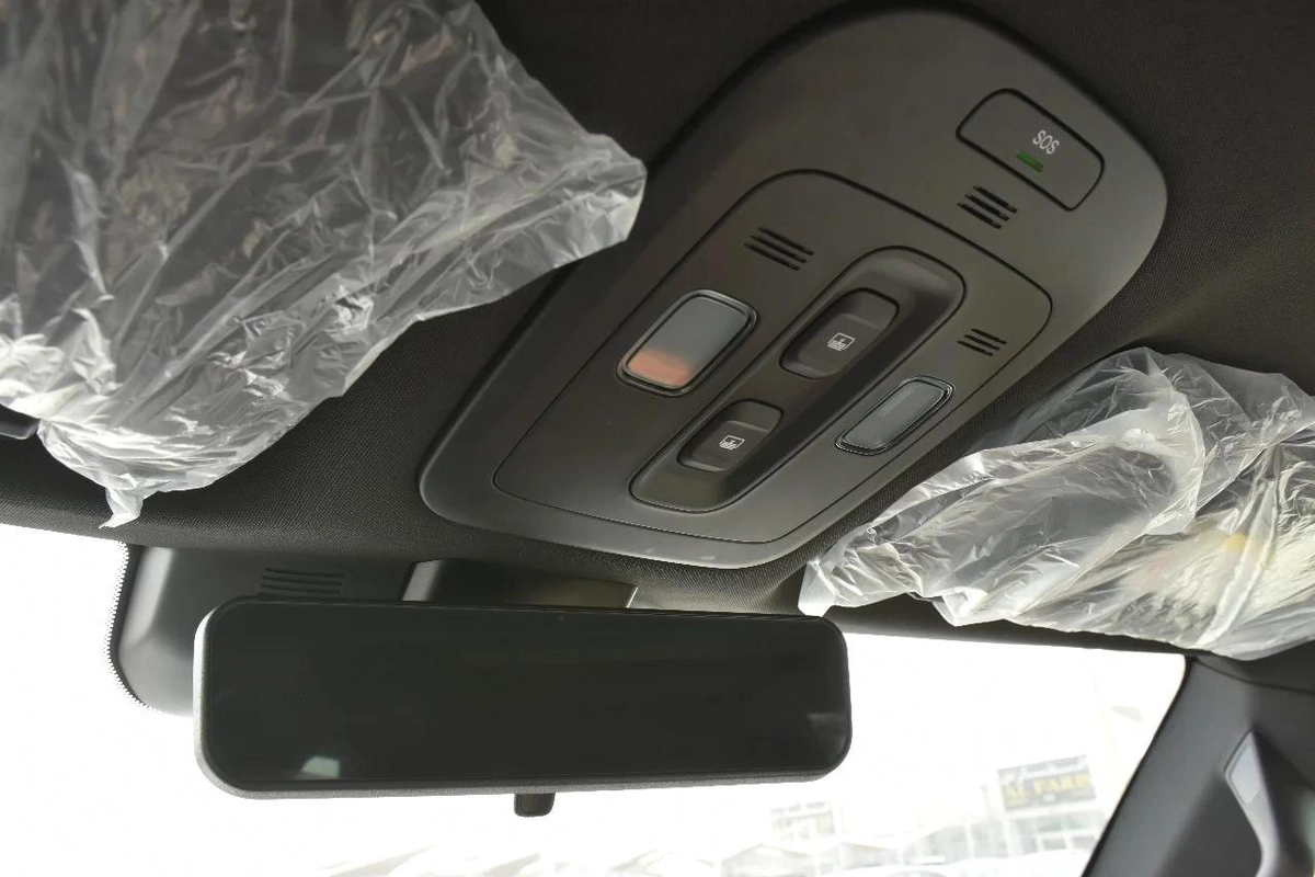ROX 01 SEVEN SEATS PHEV 2025 | WHITE-2-2