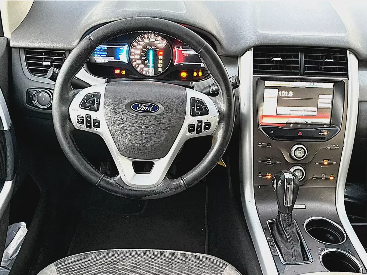 2014 Ford Edge SE - GCC Specs 3.5L V6-10-10