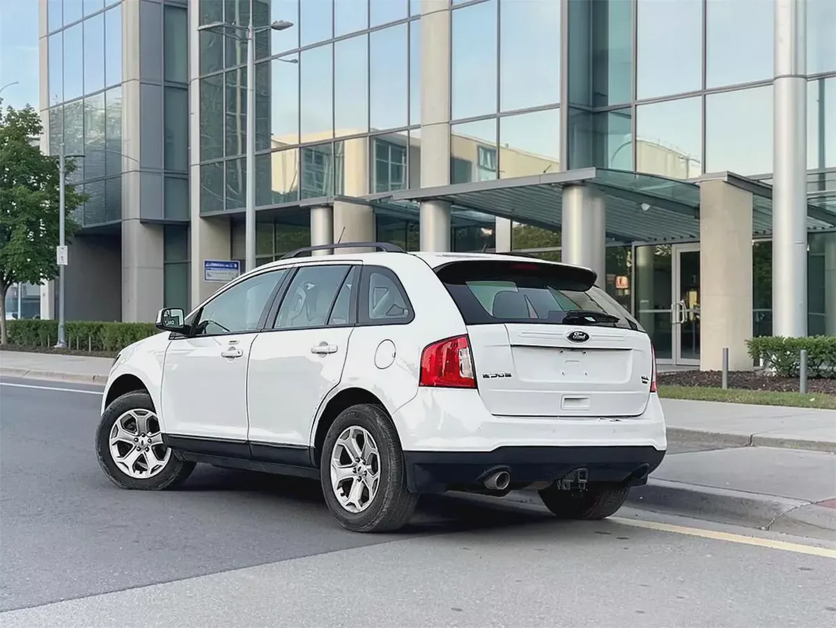 2014 Ford Edge SE - GCC Specs 3.5L V6-2-2