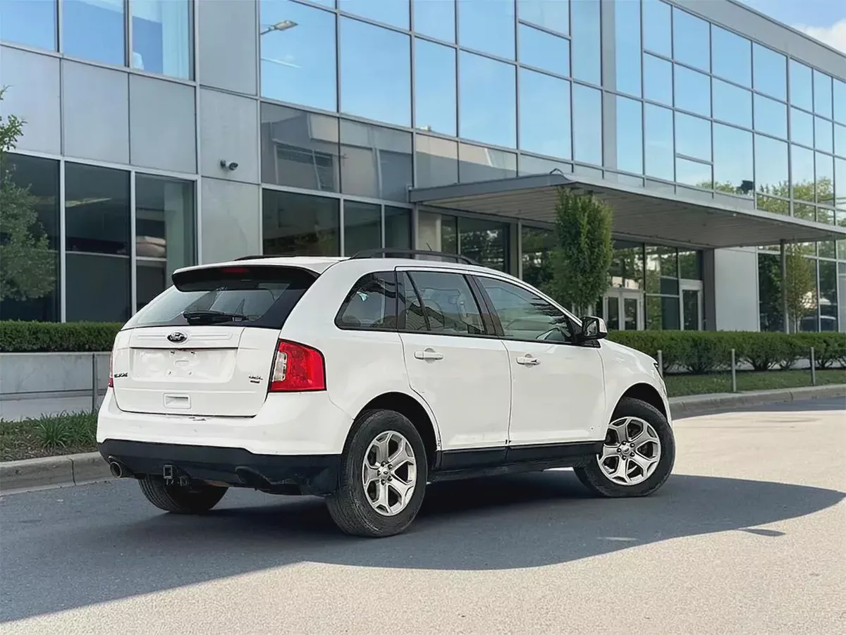 2014 Ford Edge SE - GCC Specs 3.5L V6-3-3
