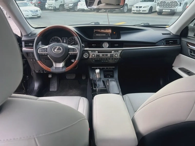 2018 Lexus ES 350 - American Specs - Excellent Condition-13