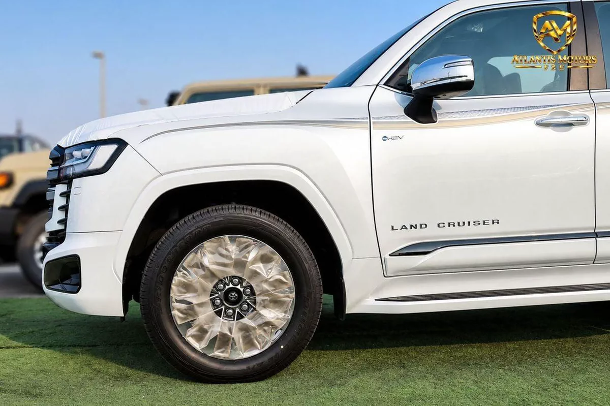 Toyota Land Cruiser VXR HYBRID-21-0
