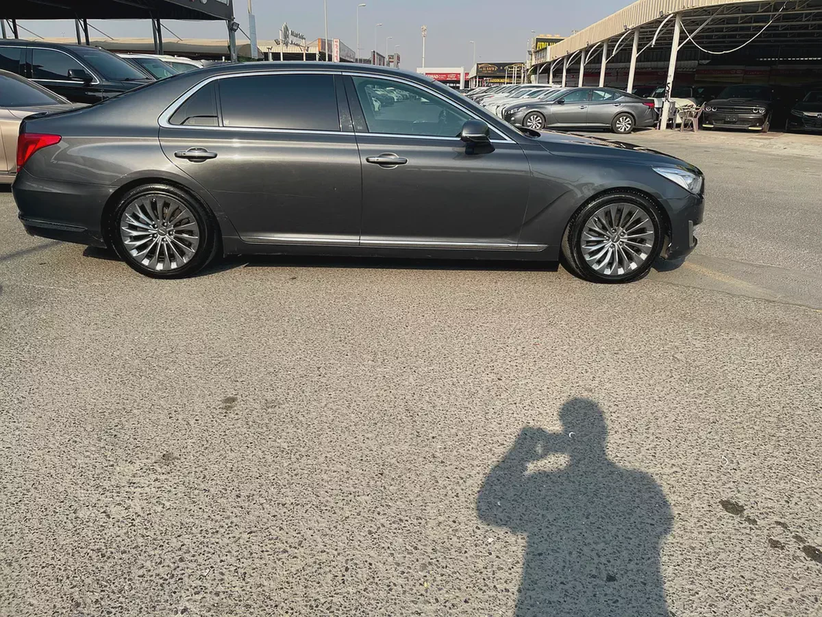 Genesis G90 Ultimate 2017 | American Specs | Pristine Condition-3-3